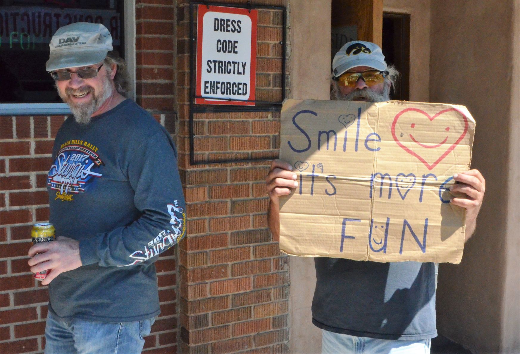 080819-nws-rallysmile001.jpg